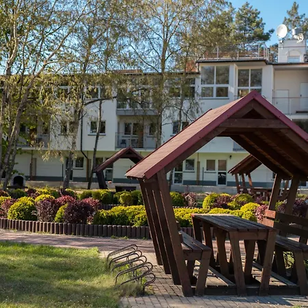 11b Niebieskie Z Basenem Krytym, Odkrytym, Sala Zabaw, Animacjami Apartment Poddąbie