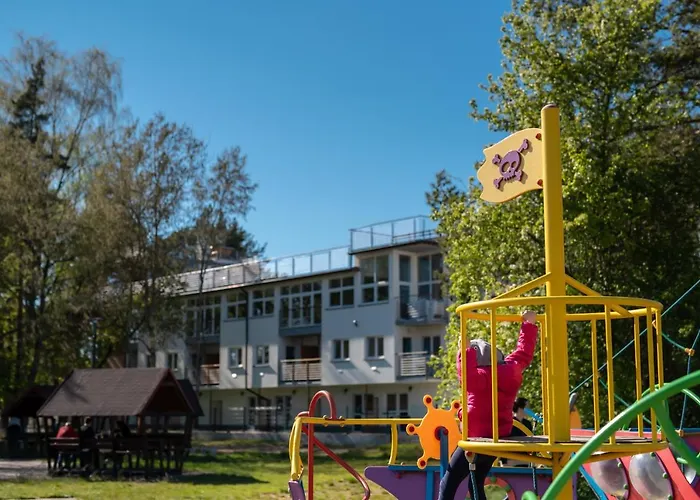 Lägenhet 11b Niebieskie Z Basenem Krytym, Odkrytym, Sala Zabaw, Animacjami