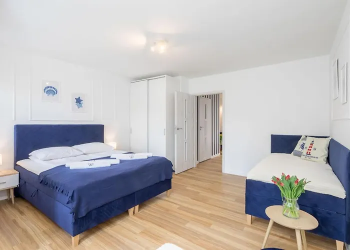 11b Niebieskie Z Basenem Krytym, Odkrytym, Sala Zabaw, Animacjami Lägenhet *